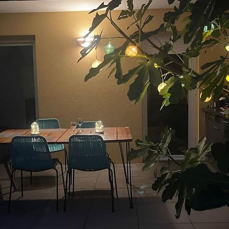 Tres Bel Appartement Contemporain Et Calme Fréjus Exteriér fotografie