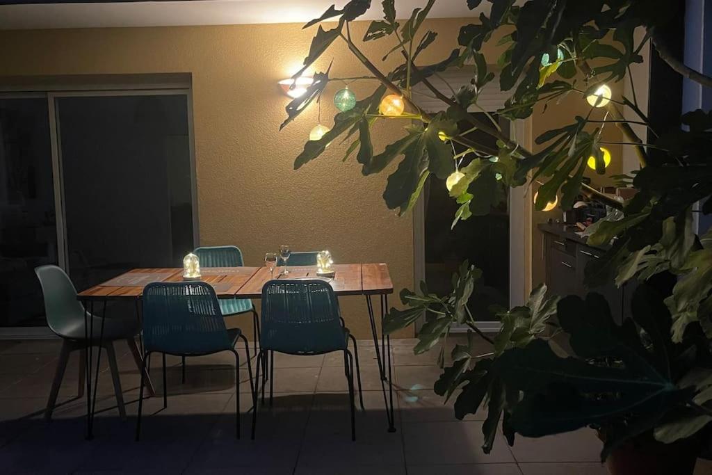 Tres Bel Appartement Contemporain Et Calme Fréjus Exteriér fotografie
