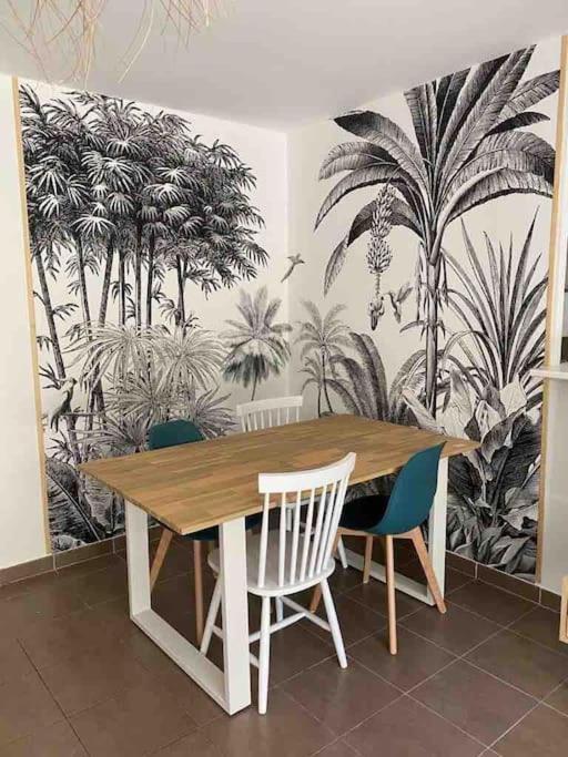 Tres Bel Appartement Contemporain Et Calme Fréjus Exteriér fotografie