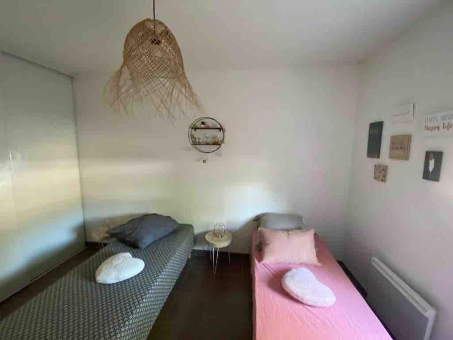 Tres Bel Appartement Contemporain Et Calme Fréjus Exteriér fotografie